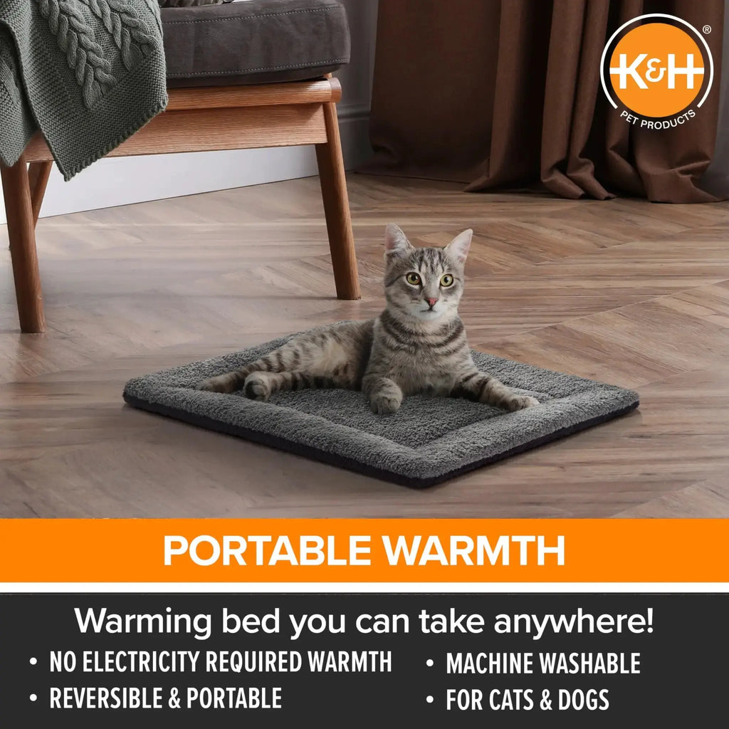 K&H PET Products Self-Warming Cat by K&H Pet Products